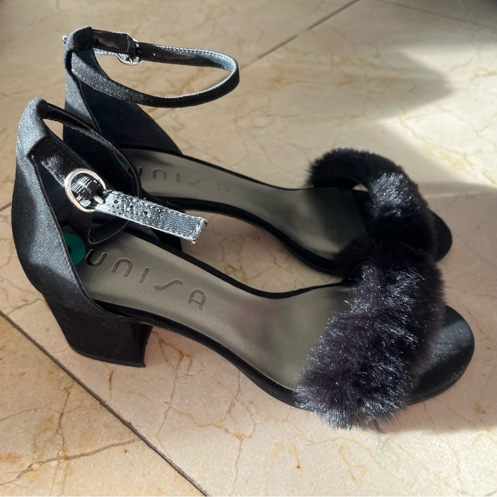 Brand new black mini heels